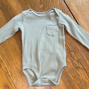 Easy Peasy 9-12M Organic Cotton Onsie